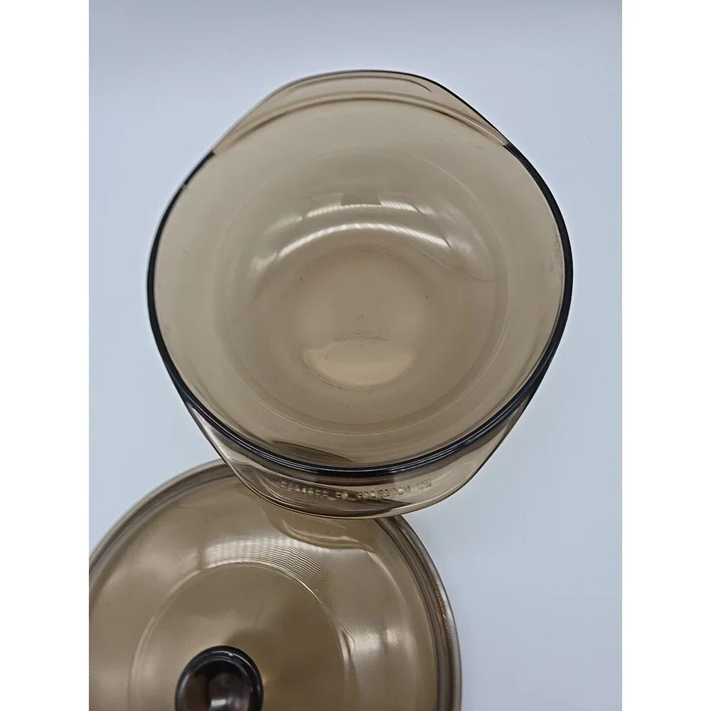 Vintage Pyrex Fireside 023-N Amber 1.5 Quart Round Covered Casserole w/ 623C Lid